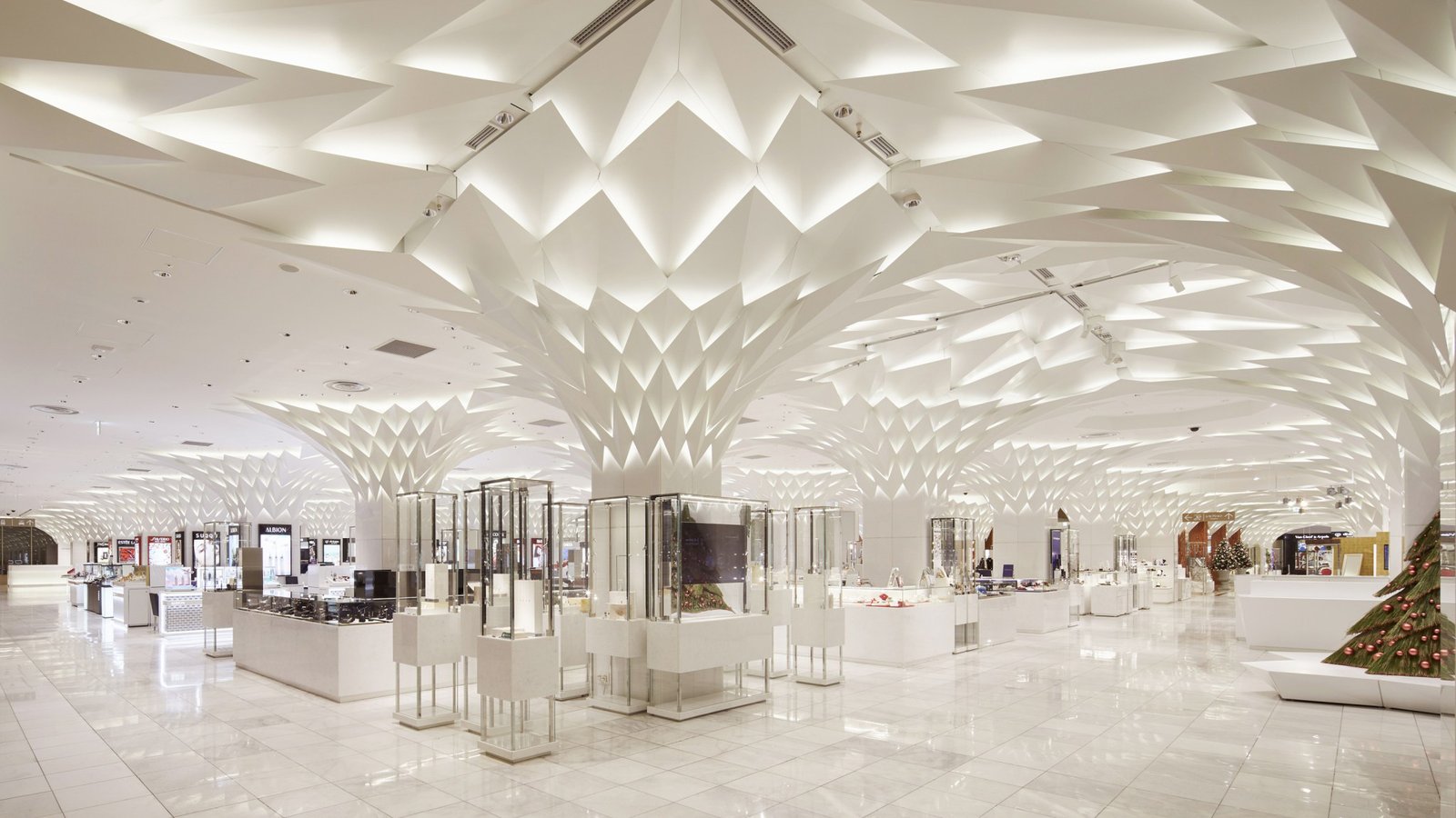 Shinjuku Canopy — Sculptural retail ceiling lighting
